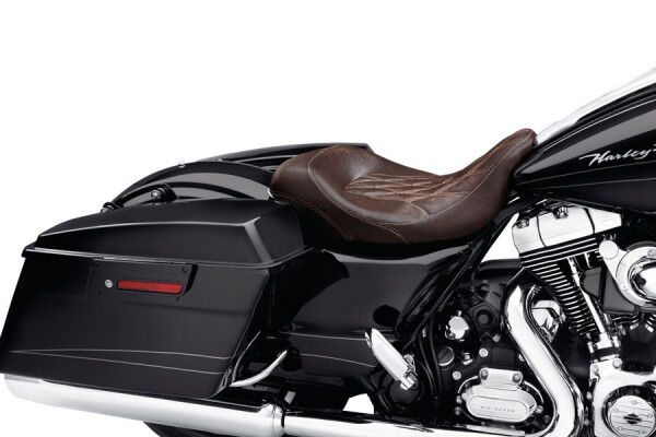 Harley Davidson LOW PROFILE SOLO TOURING SITZ - MAHAGONIBRAUN 52000057