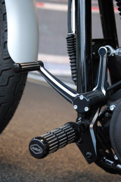 CSC Fussrasten-Anlage BIG SPOKE Harley-Davidson FXDB Street Bob 2007-2016